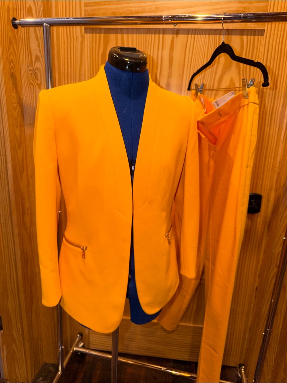 Stunning Anne Klein suit